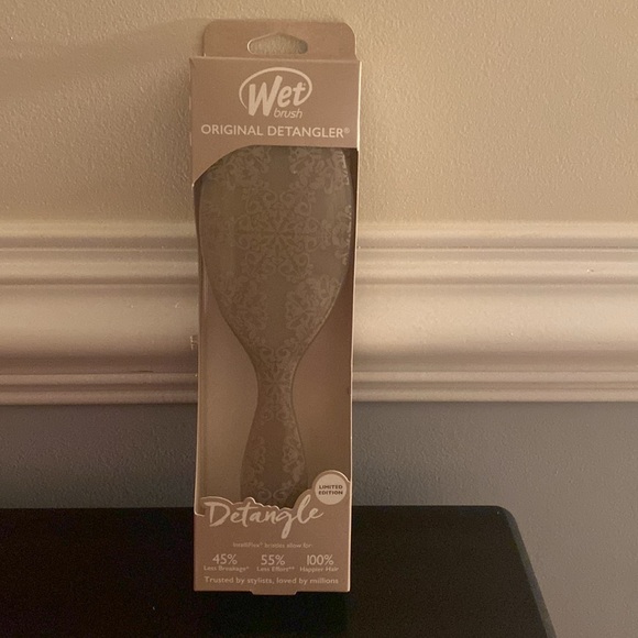 Wet Limited Edition Original Detangler Hair Brush - Picture 3 of 5
